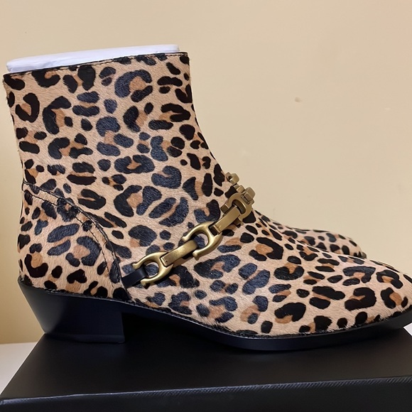 Coach Allen Signature Chain Ankle Boots👌Size: 6.5B - Picture 3 of 6